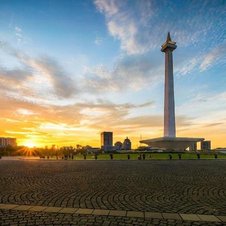Hi Hotel Senen Jakarta Exteriör bild