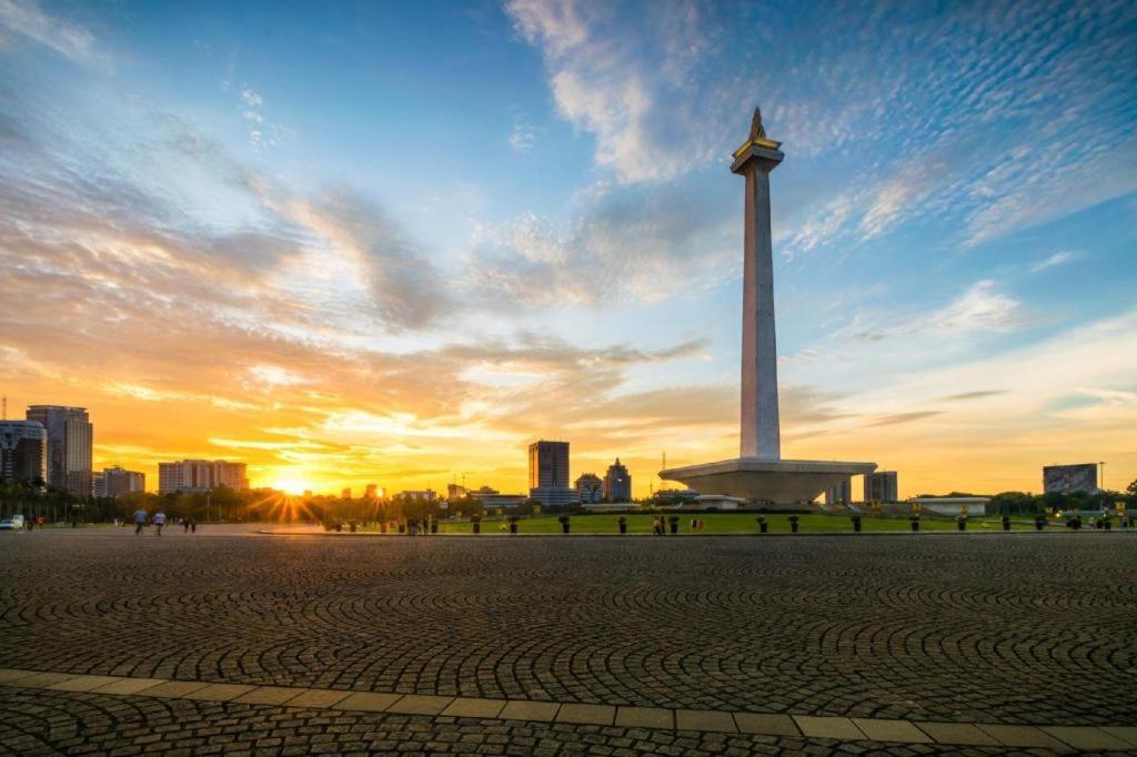 Hi Hotel Senen Jakarta Exteriör bild