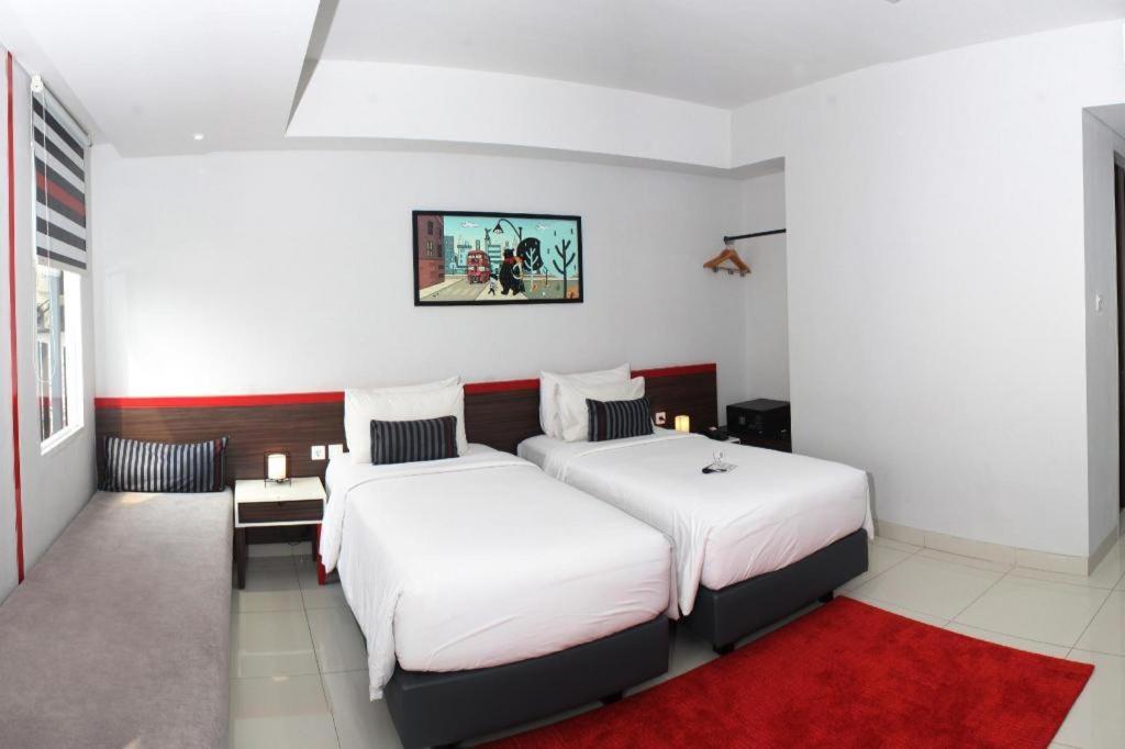 Hi Hotel Senen Jakarta Exteriör bild